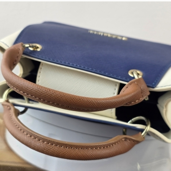Samantha Thavasa Navy Blue Cream Mini Top-Handle Bag with Brown Handles - Picture 5 of 16